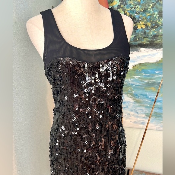 NWT,Express, Sexy Sheer Upper, Fun Shimmering Sequins, Noir, Lightweight, Size S - Picture 6 of 15